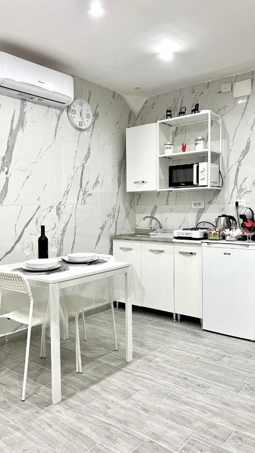 Maison Marina - Quartierispagnoli เนเปิลส์ ภายนอก รูปภาพ